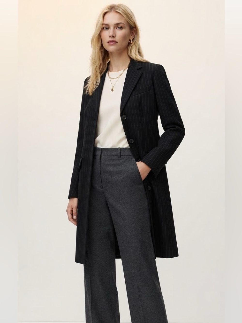 Aritzia Babaton Black Pinstripe Long Blazer Coat Size 6 Lined